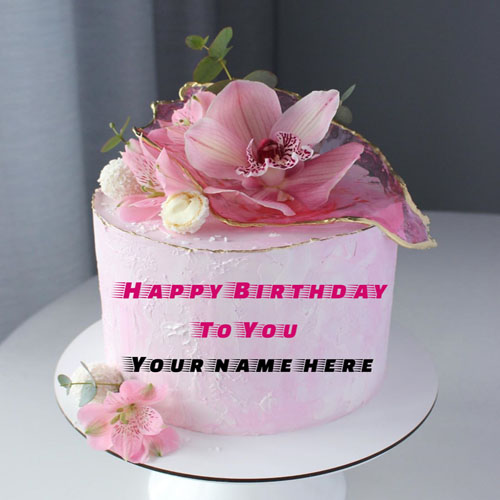 Rose Flavor Flower Decorated Birthday Cake With Name